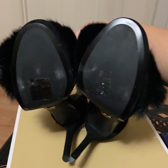 NEW Michael Kors Shoes - Picture 5 of 8